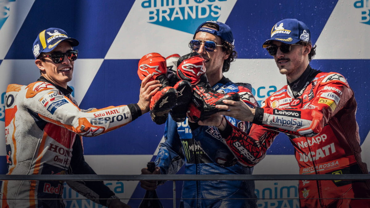 Qué equipo usan los pilotos de MotoGP en 2026 y qué significa para México