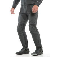 Inserciones elásticas del pantalón para moto Dainese Pony 3 S/T para mayor movilidad