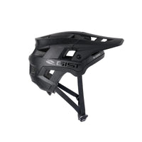 Vista lateral derecha del casco GIST Scrub negro